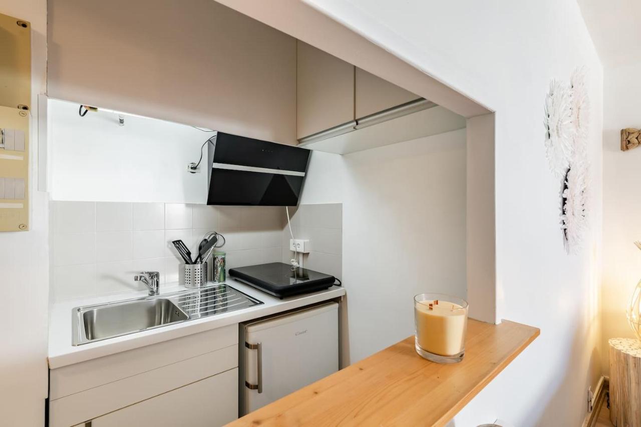 Studio Centre Ville Avec Parking Санари-сюр-Мер Экстерьер фото